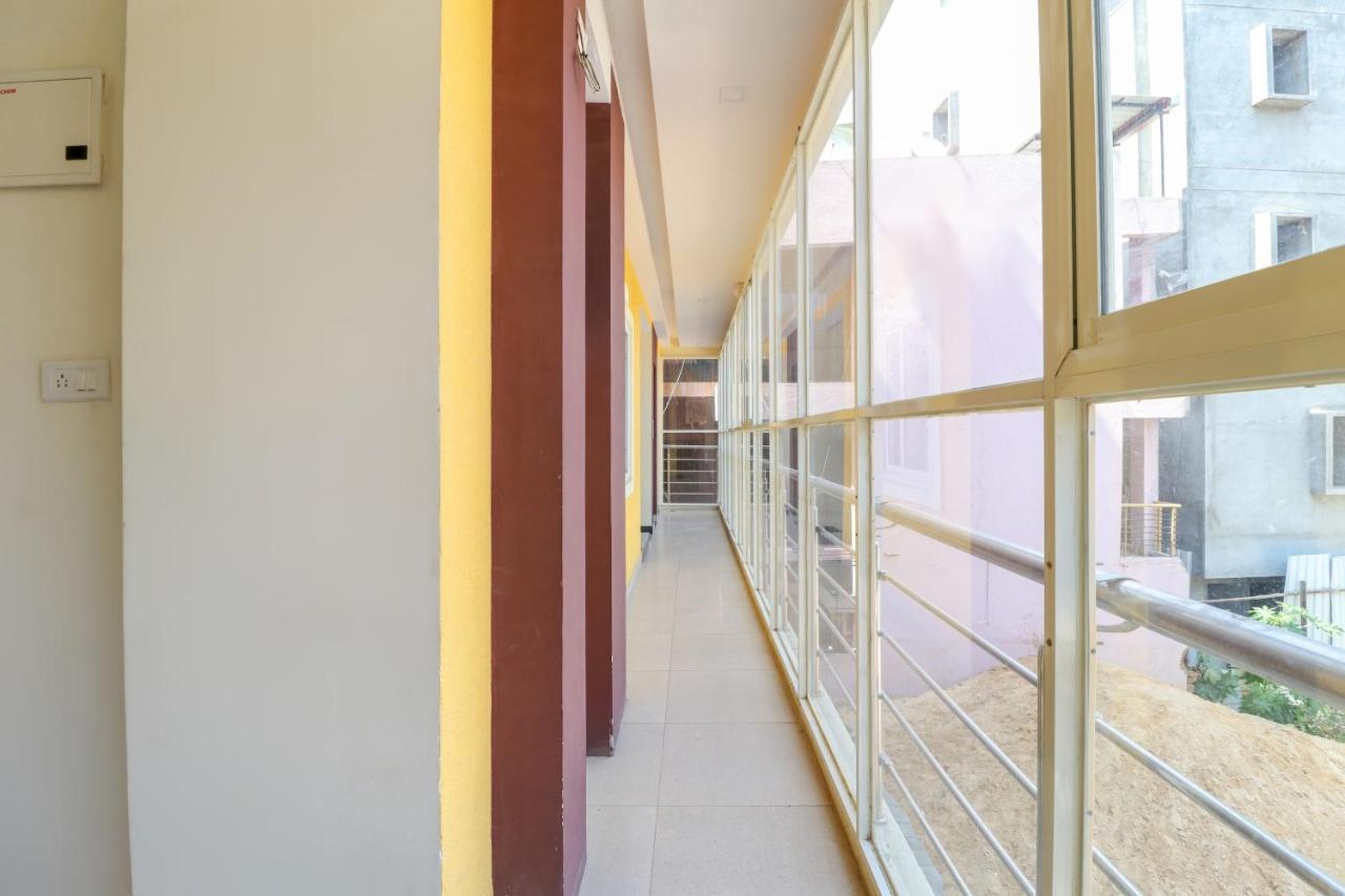 Oyo 36197 Royal Wood Bangalore Exterior foto